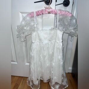 Altar’d State Brandi Floral Puff Sleeve NWT white